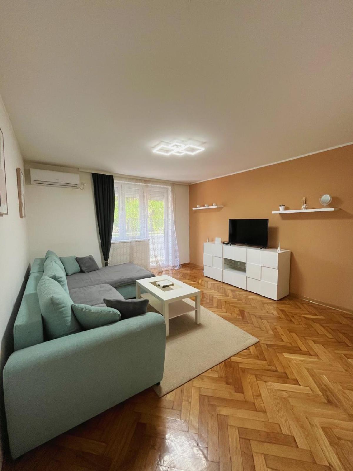 Apartman Jovana سريمسكا ميتروفيكا المظهر الخارجي الصورة